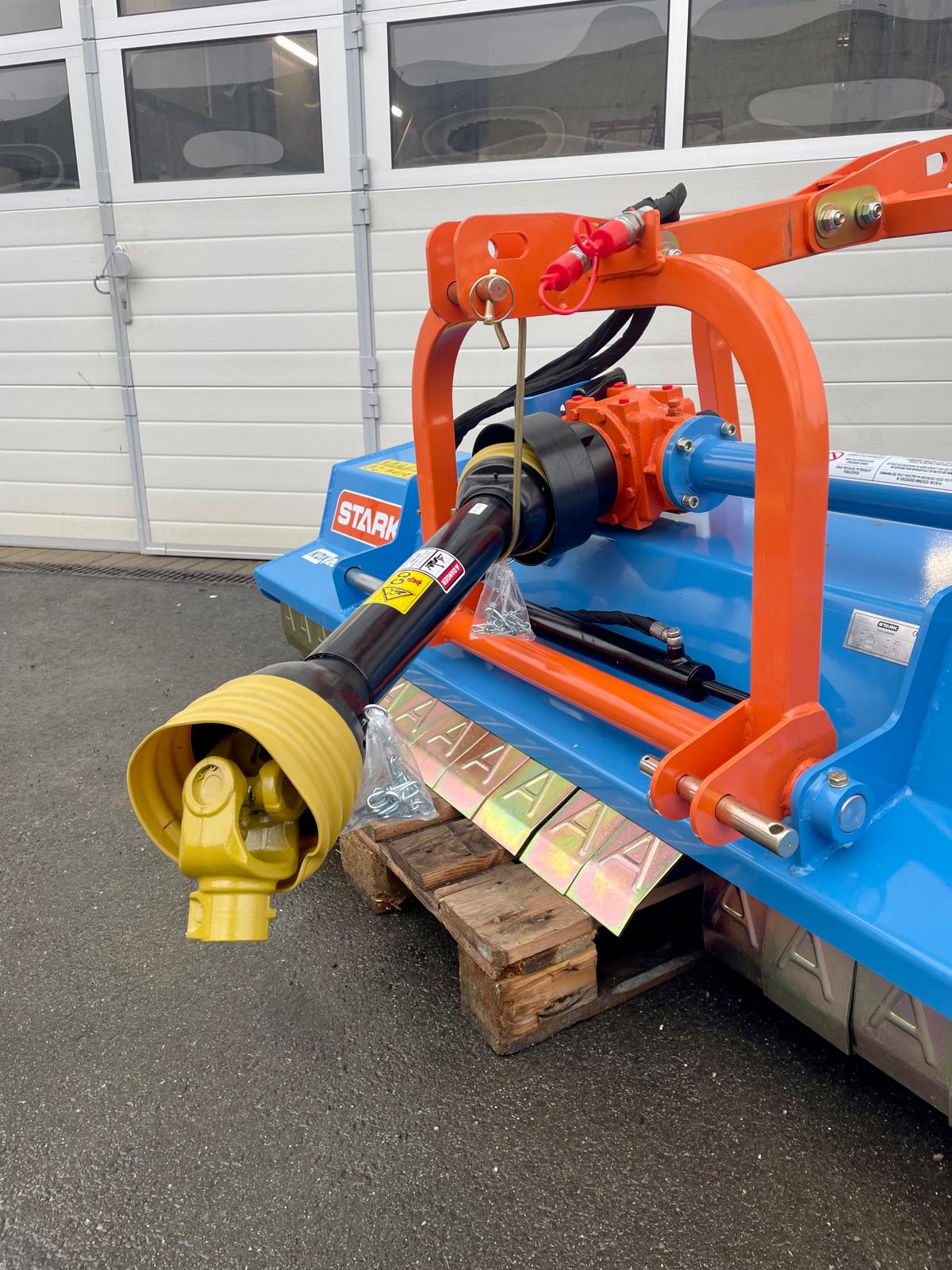 Mulcher STARK KDX 200 – Schlegelmulcher 2,00 m mit hydraulischer Seitenverstellung
