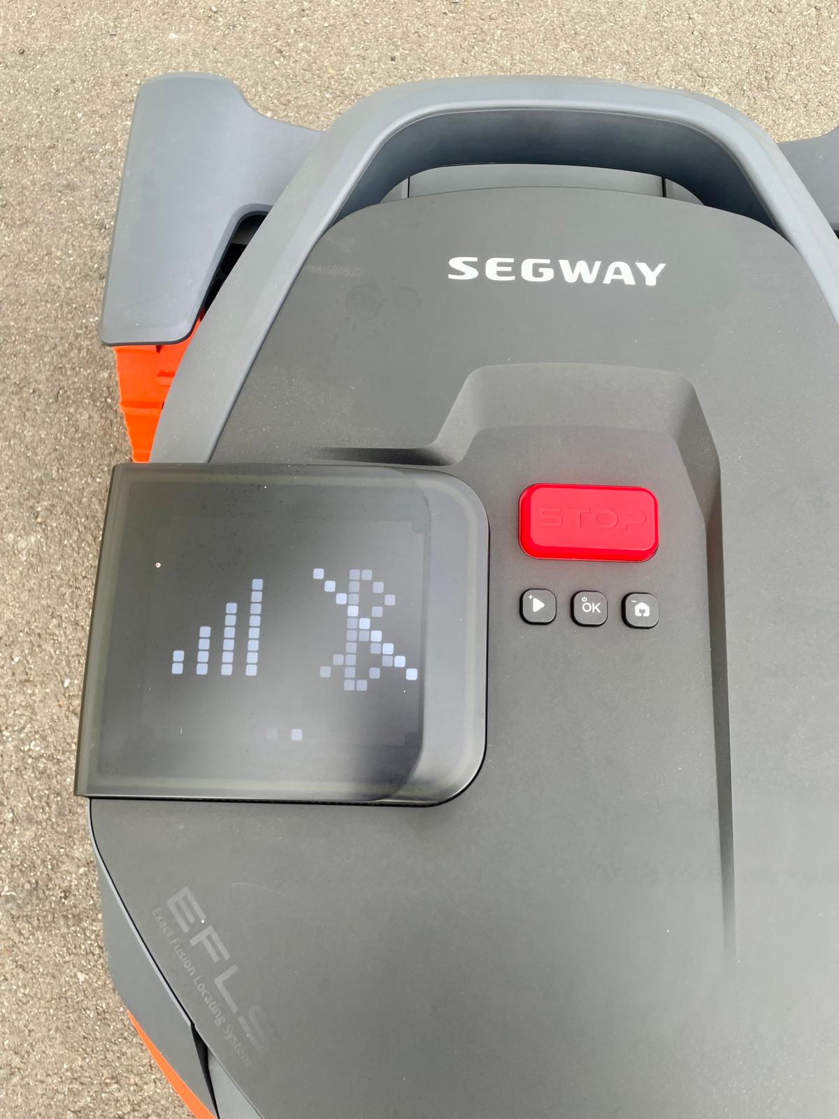 Segway Navimow X390E robotic lawnmower – RTK precision robotic lawnmower for lawns up to 10,000 m²