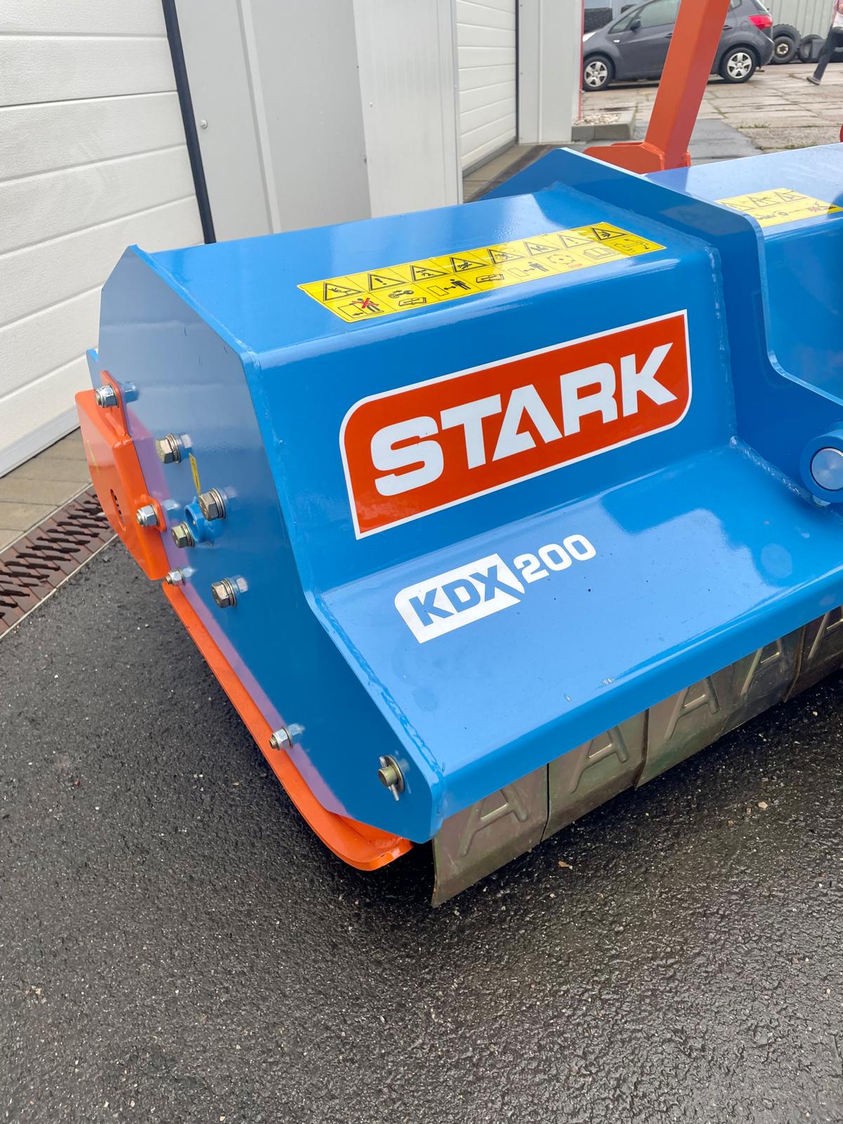 Mulcher STARK KDX 200 – Schlegelmulcher 2,00 m mit hydraulischer Seitenverstellung