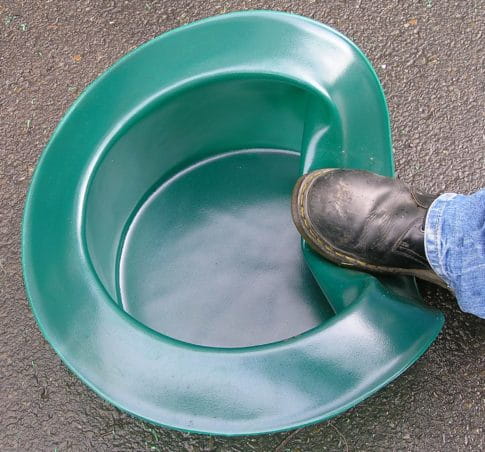 EMP Flexible Tire Feeder – Unbreakable & Robust