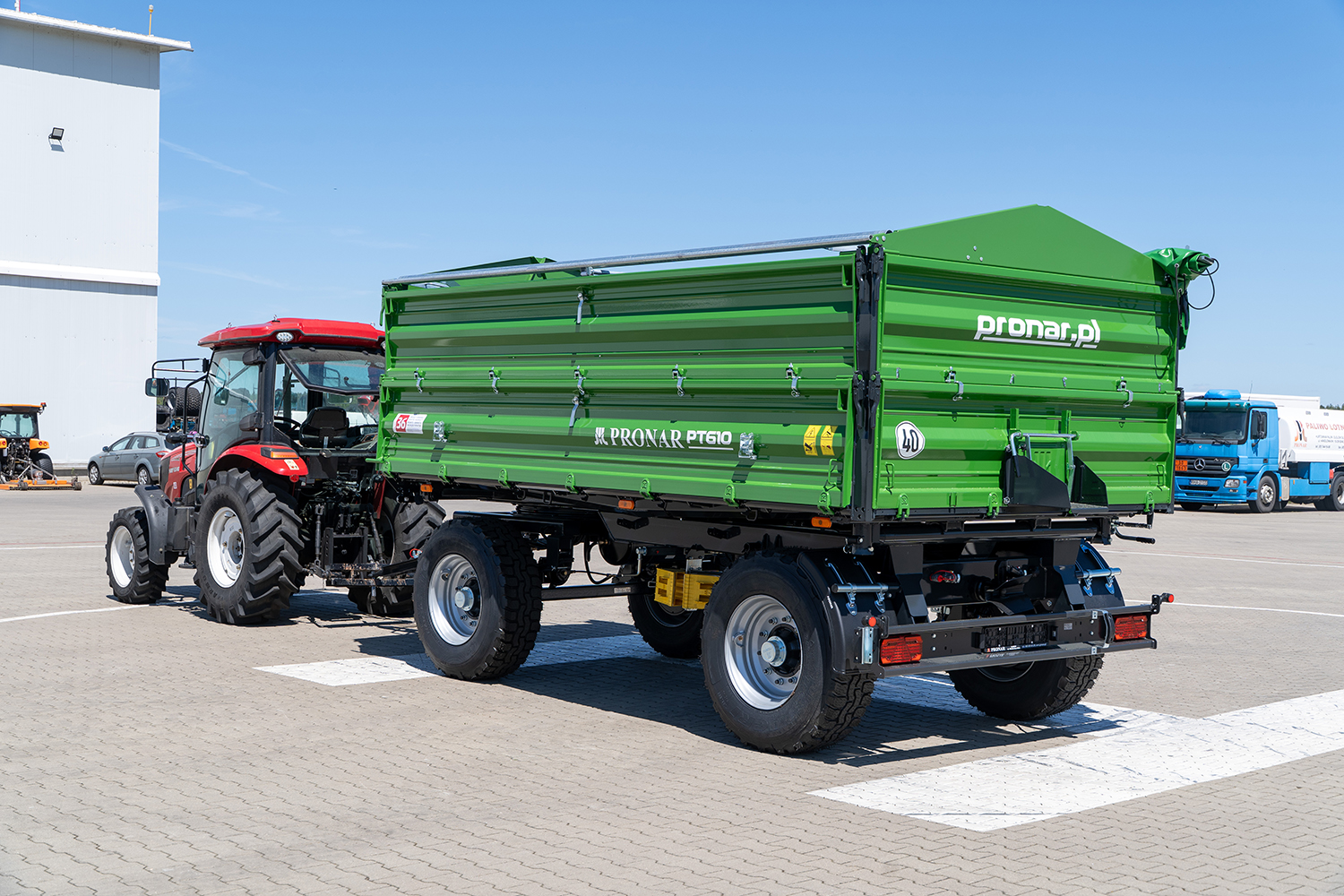 Traktor,  Anhänger,  Grüner Tank,  Landwirtschaft,  FT610