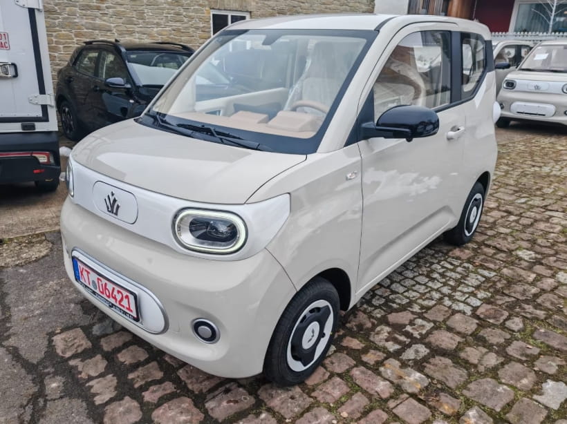Wuling Elektroauto L7e 4-Sitzer 3-türig 90 km/h – 215 km Reichweite inkl. 3.000 € Elektroförderung