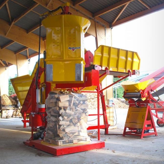 Rabaud Palettiermaschine Scheitholz
