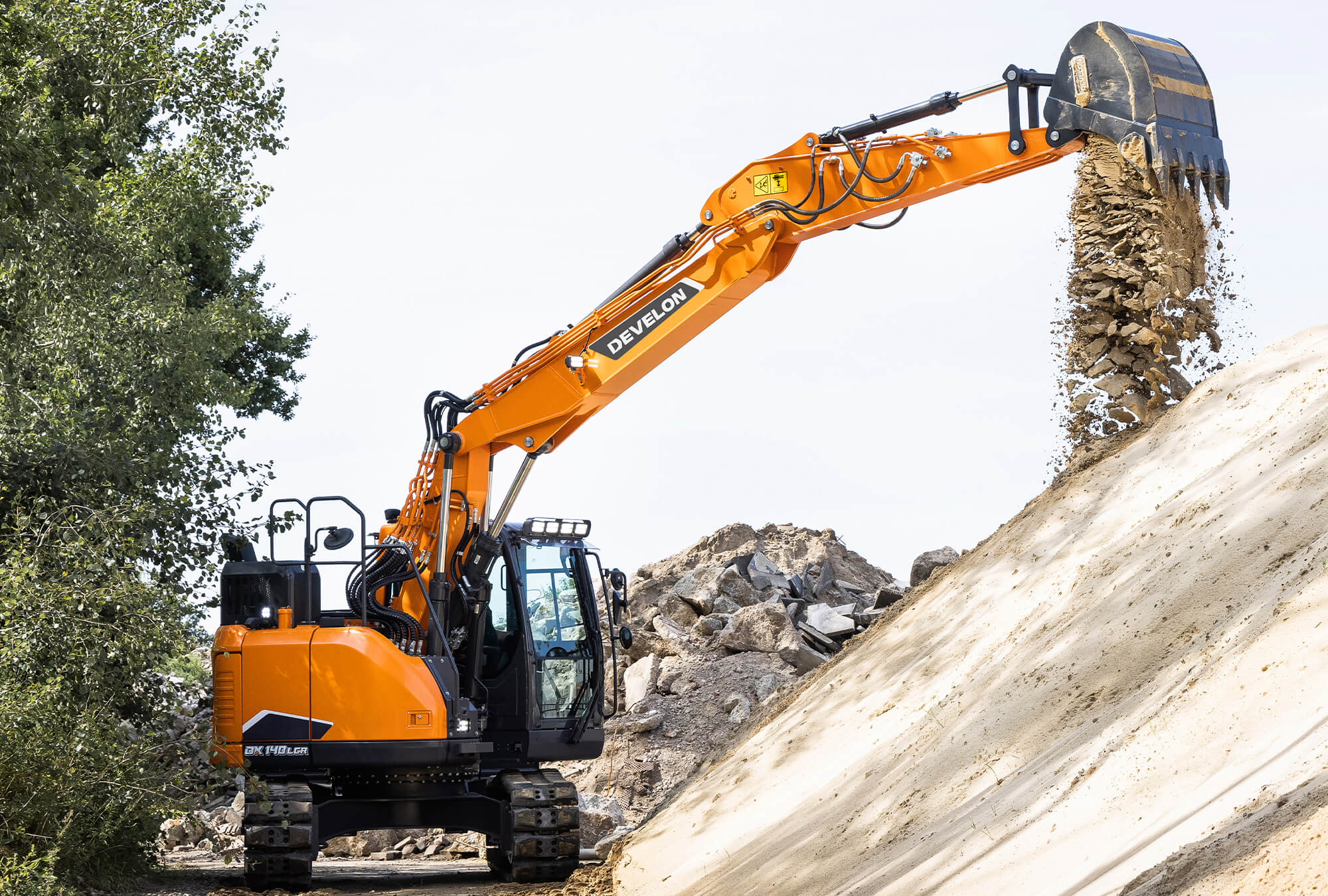 Raupenbagger Develon DX140LCR-7