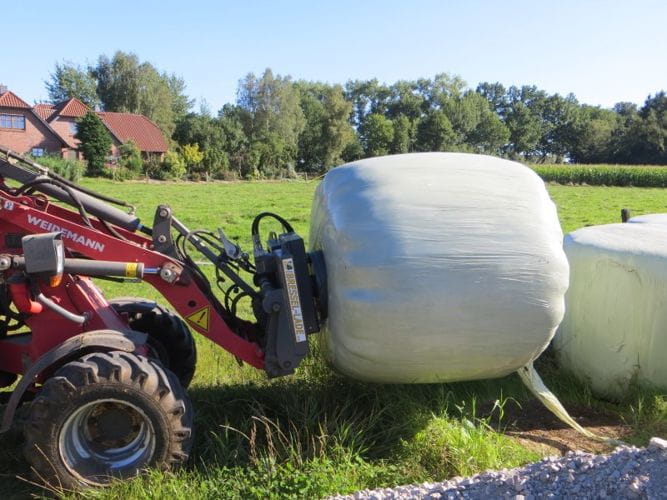 Bressel und Lade Ballenabwickler