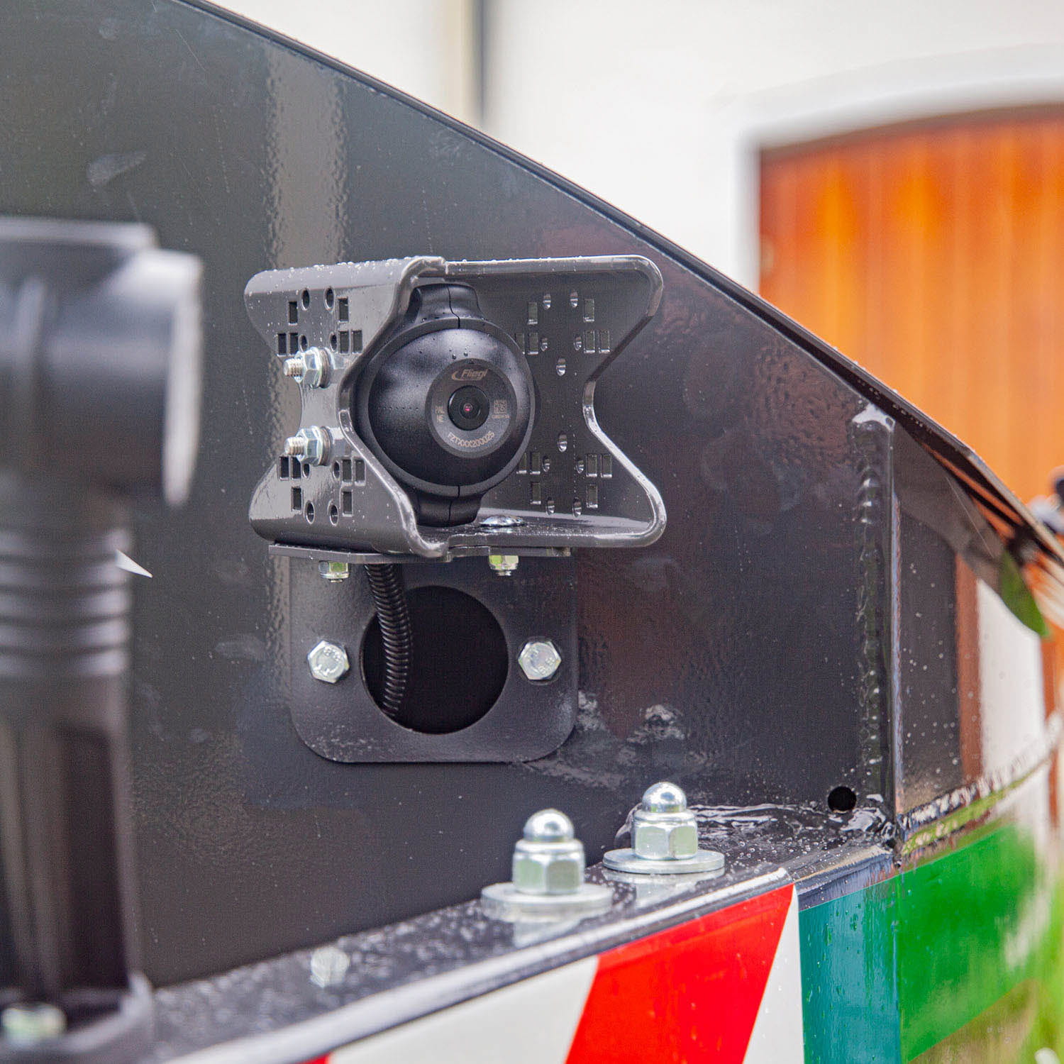 FLIEGL Front Bumper 1000kg with Tool Box - LED Package / CAT II / III