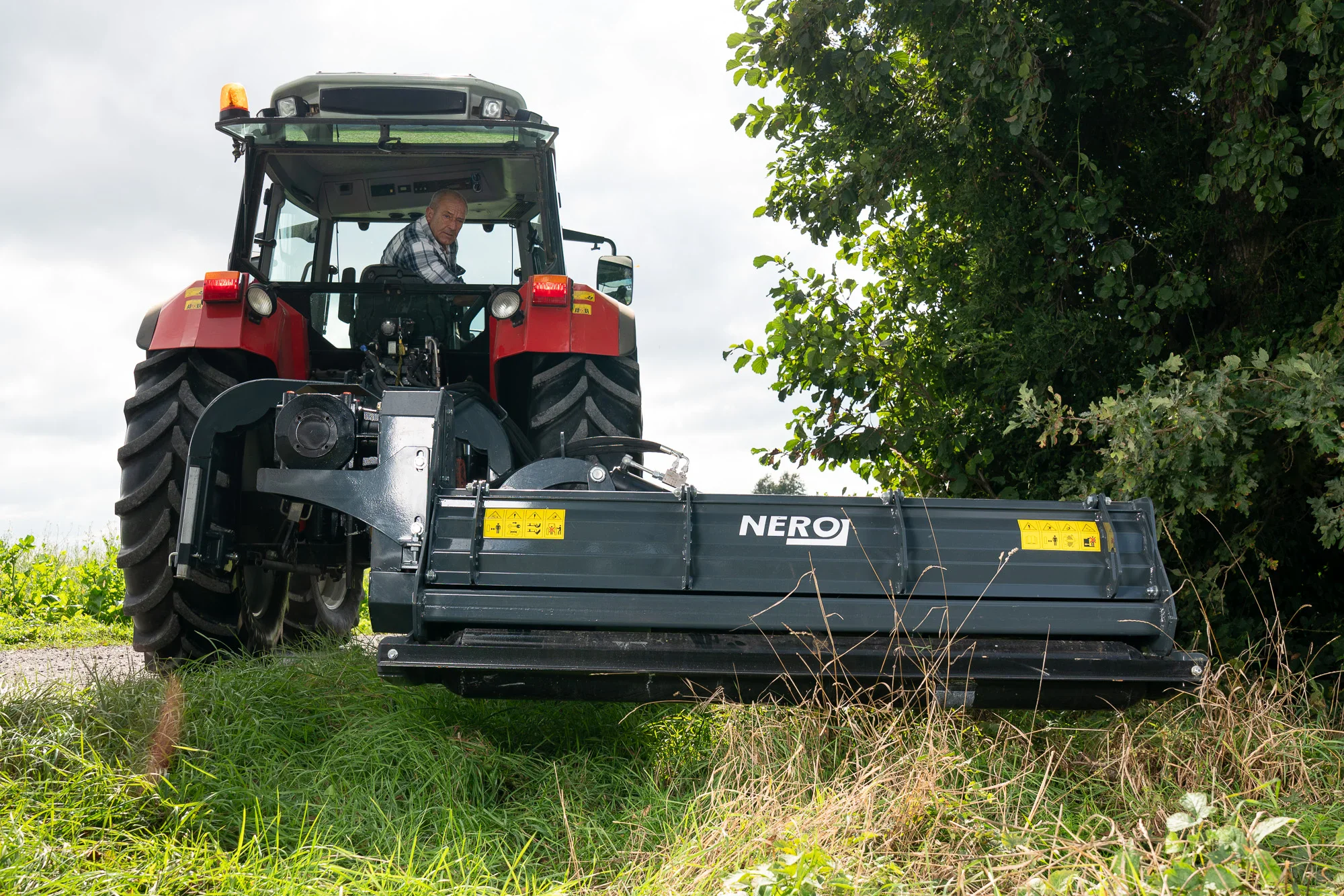 Böschungsmulcher Nero Serie RH – Mulcher für Böschungen, Gräben & Landschaftspflege