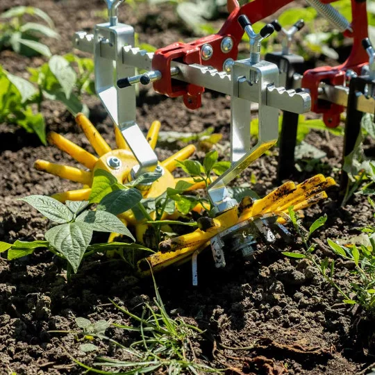 Finger hoe for two-wheeled vegetable hoe - medium-hard