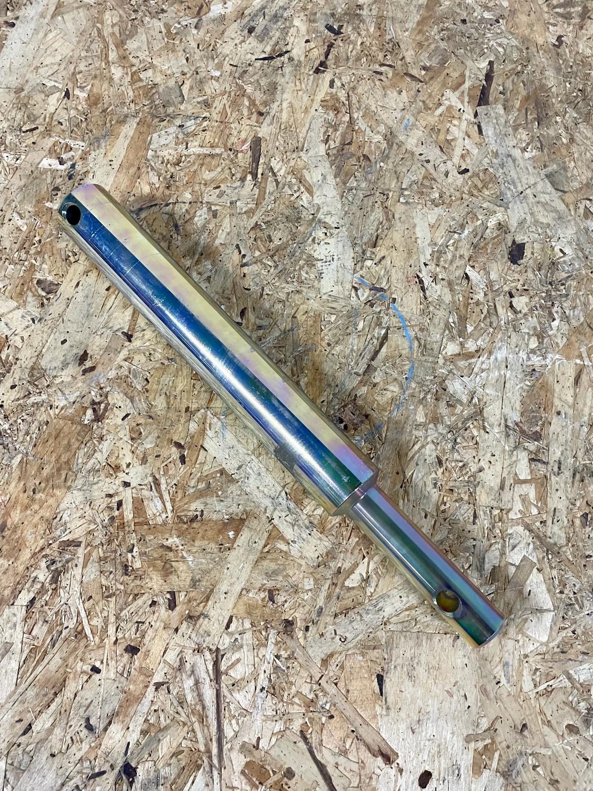 ET41160 Amazone Zapfenbolzen - 78200106