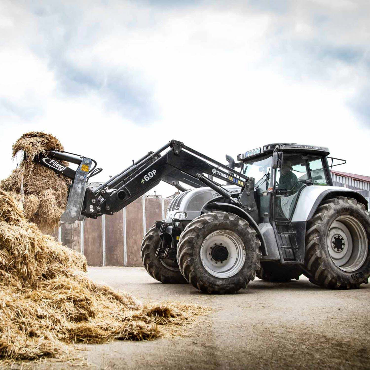 Fliegl Ballenschneider 1700 mm – Ballenschere für Silage-, Heu- und Strohrundballen