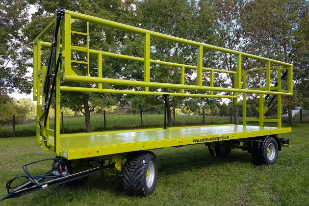 Conow bale transport wagon BTW 18 V9 – 18 t bale wagon with hydraulic locking mechanism