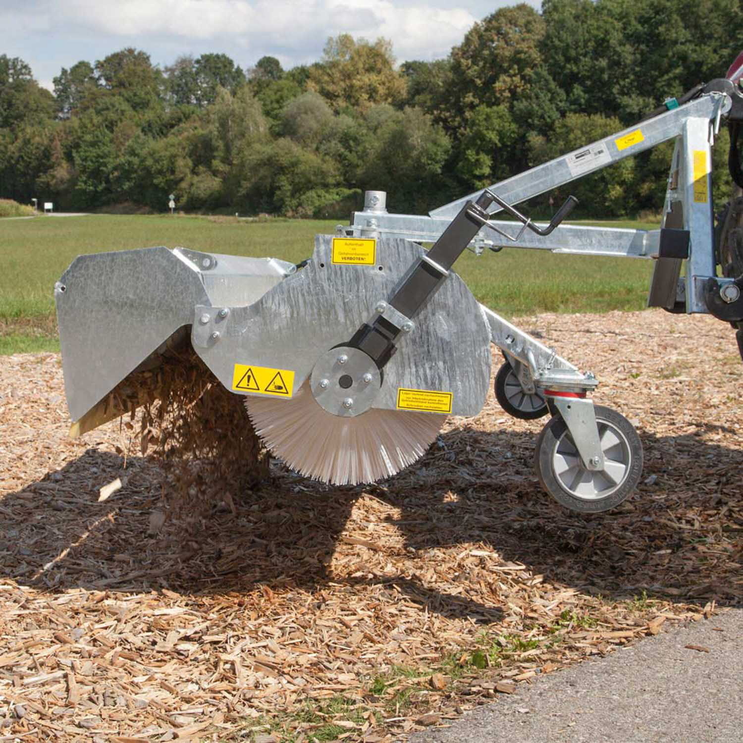 Fliegl Kehrmaschine 2300 mm schwenkbar Dreipunktaufnahme verzinkt mit Sammelwanne