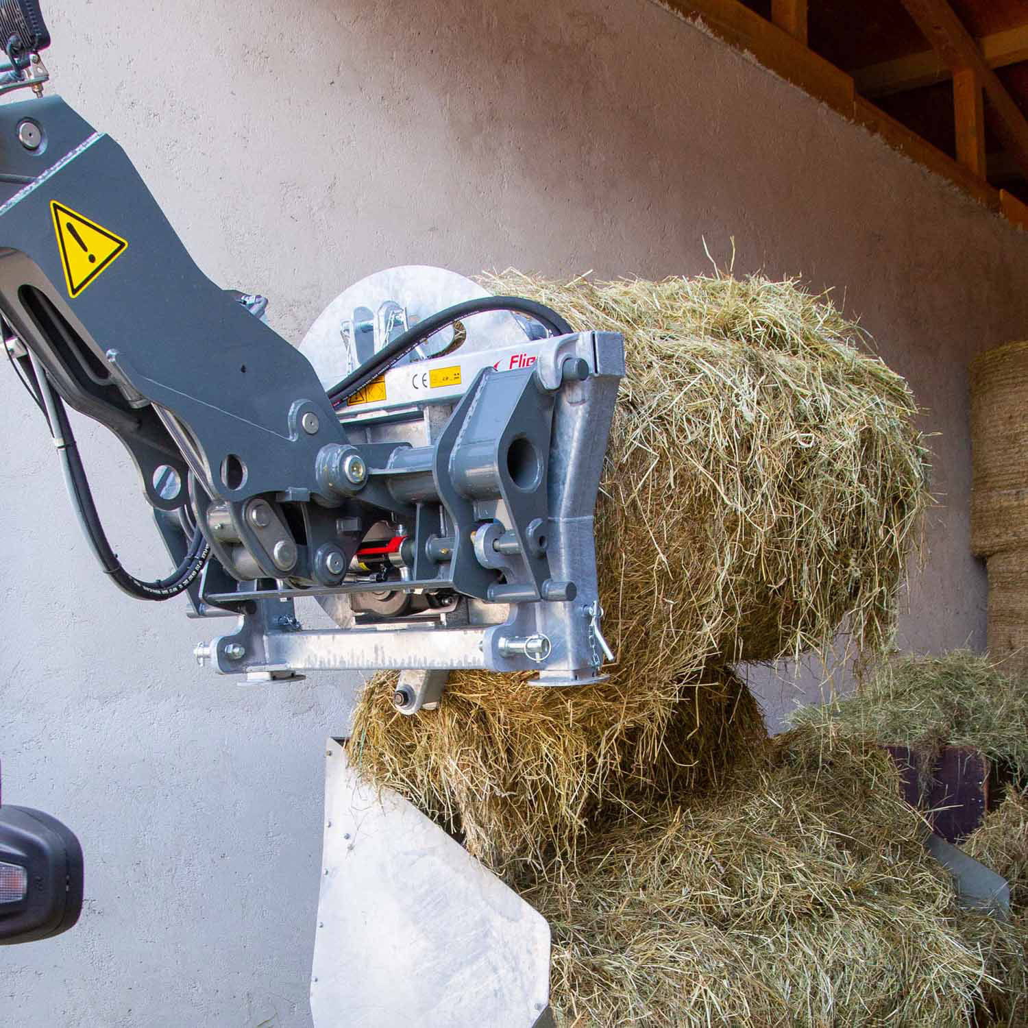 Fliegl Round Bale Unwinder & Transport Device 4.0 – 2 Tines for Yard Loaders, Wheel Loaders & Telescopic Handlers