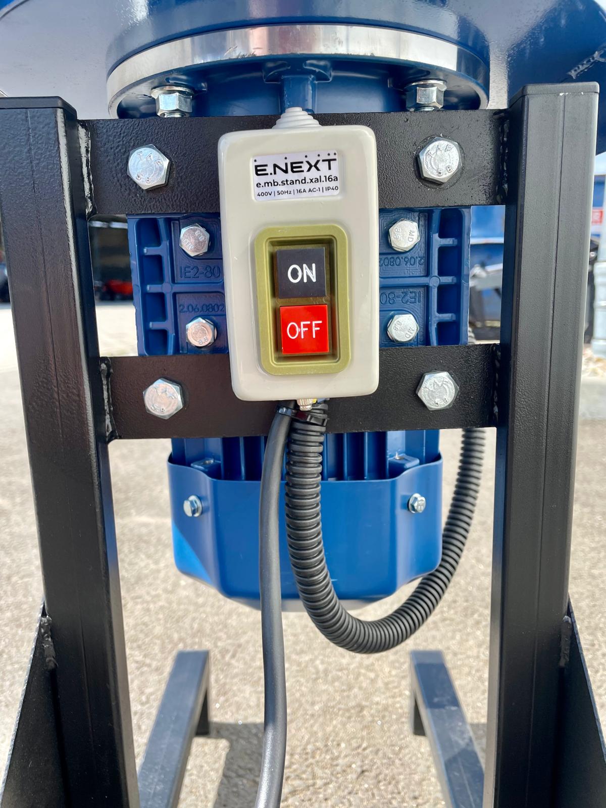 Universal shredder for straw and grain BRD250 - 400V