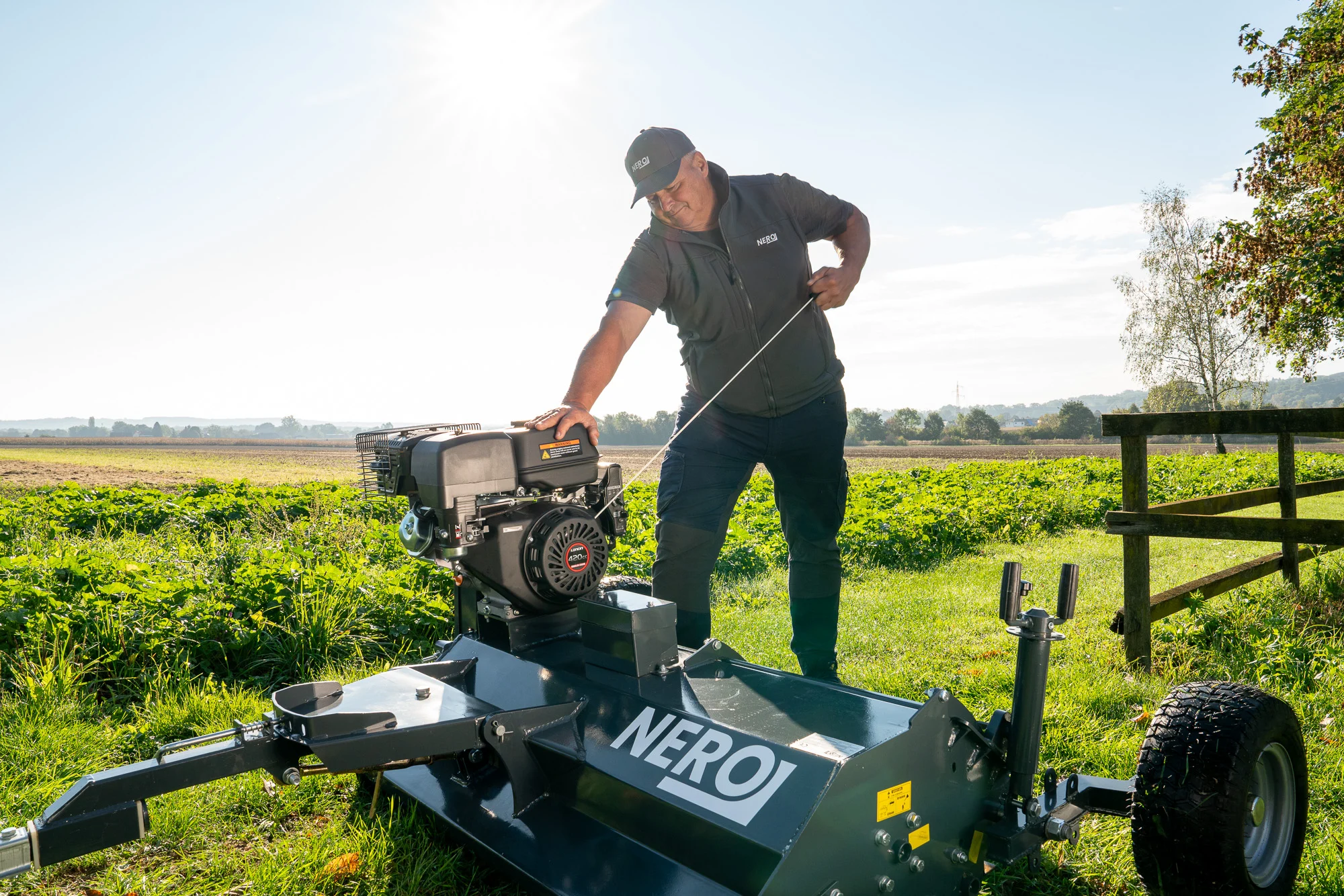 Nero Schlegelmulcher mit 15 PS Benzinmotor – für ATV, Quad & Traktor