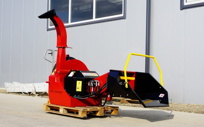 Remet RT-690R wood chipper – disc chipper with hydraulic feed rollers for wood up to 13 cm