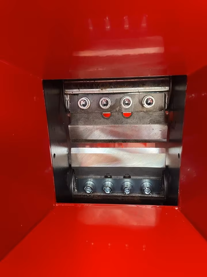 Remet CNC Holzhacker R120 Zapfwelle - bis 120mm Aststärke