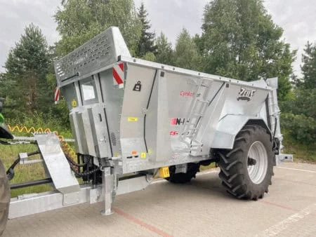 Cynkomet Miststreuer 14 t, S355-Aufbau, hydraulischer Kratzboden