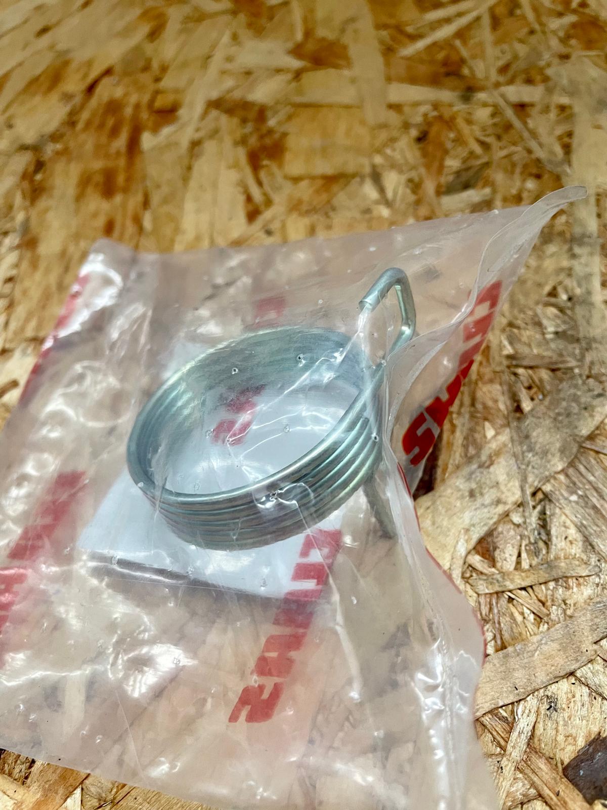 E041336 CLAAS Drehfeder - 816688.0