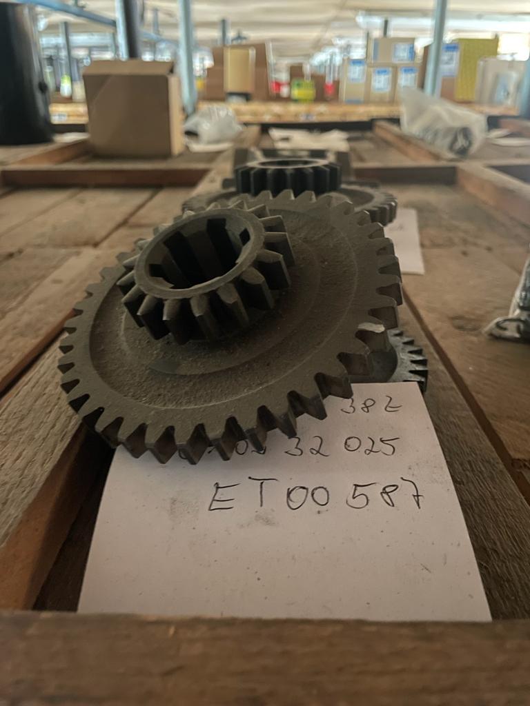 ET00587 SCHALTRAD 38Z 0109 32 025