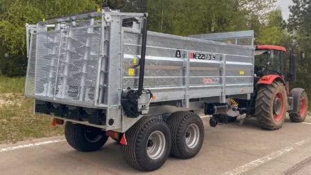 Cynkomet Miststreuer 8.000 kg, Wandhöhe 1.000 mm, Zweikreisbremse