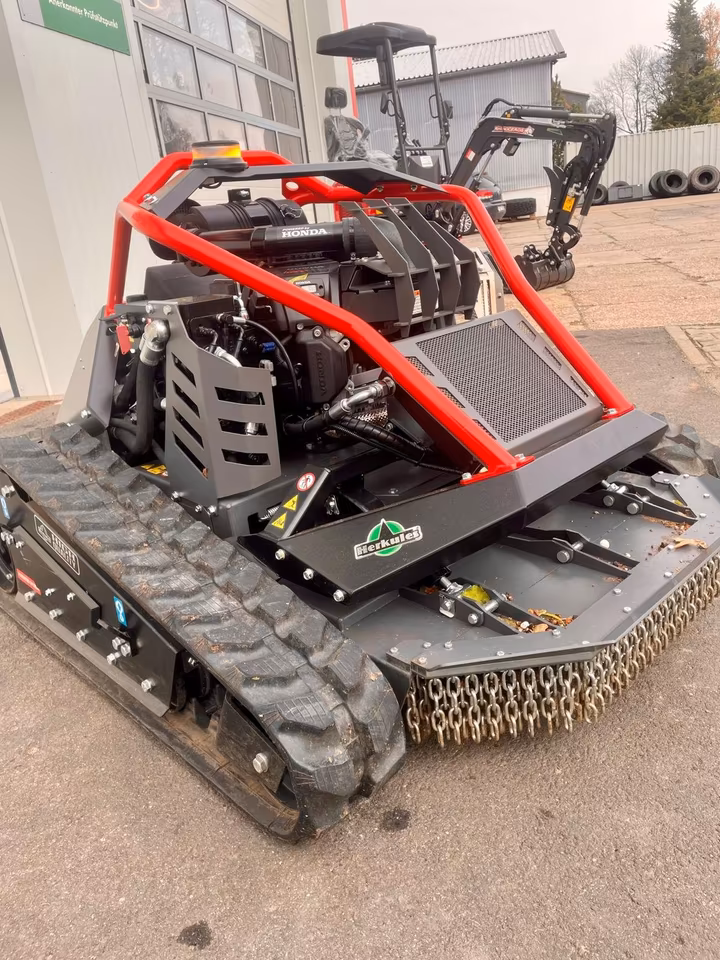 Herkules Raupenmäher mit Fernsteuerung – kompakter Böschungsmäher 24 PS für extreme Hanglagen