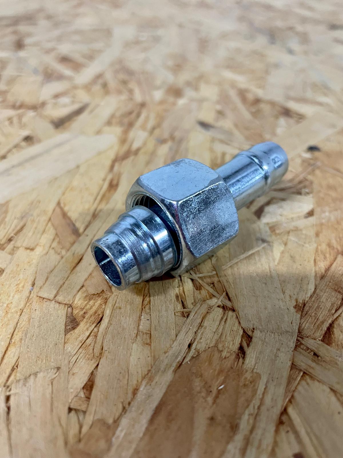 BL25730 Schlauchstutzen M18x1,5x55 / 13x6mm