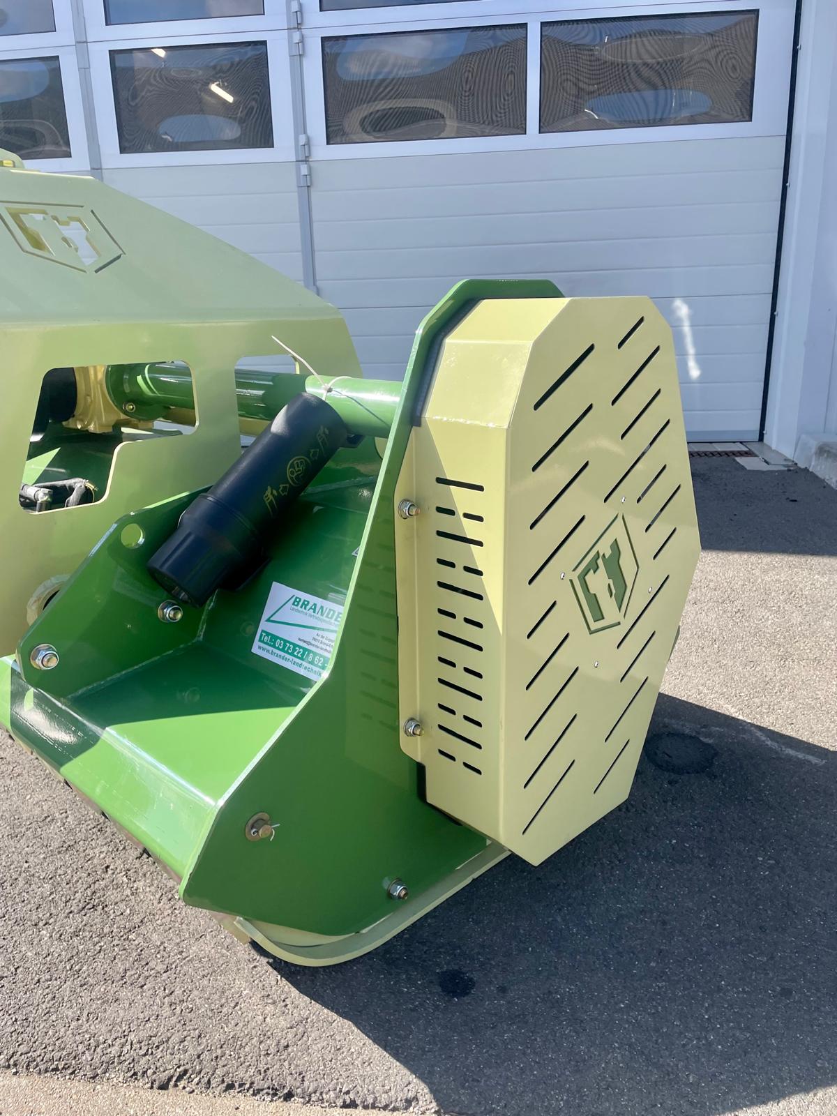 Stark Mulcher KDX 240 Profi + with hydraulic side adjustment