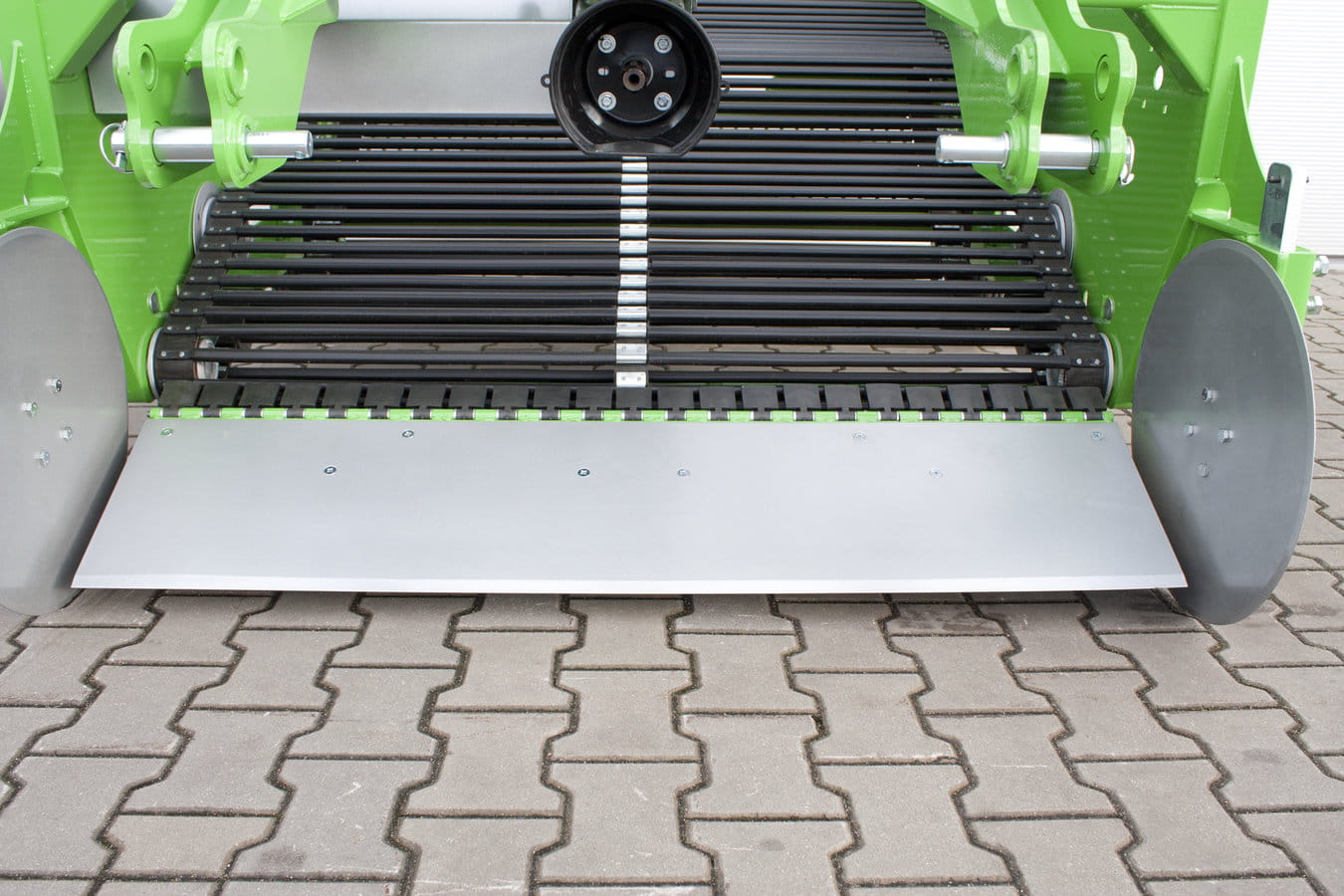 Bomet potato harvester / sieve chain harvester, 2-row