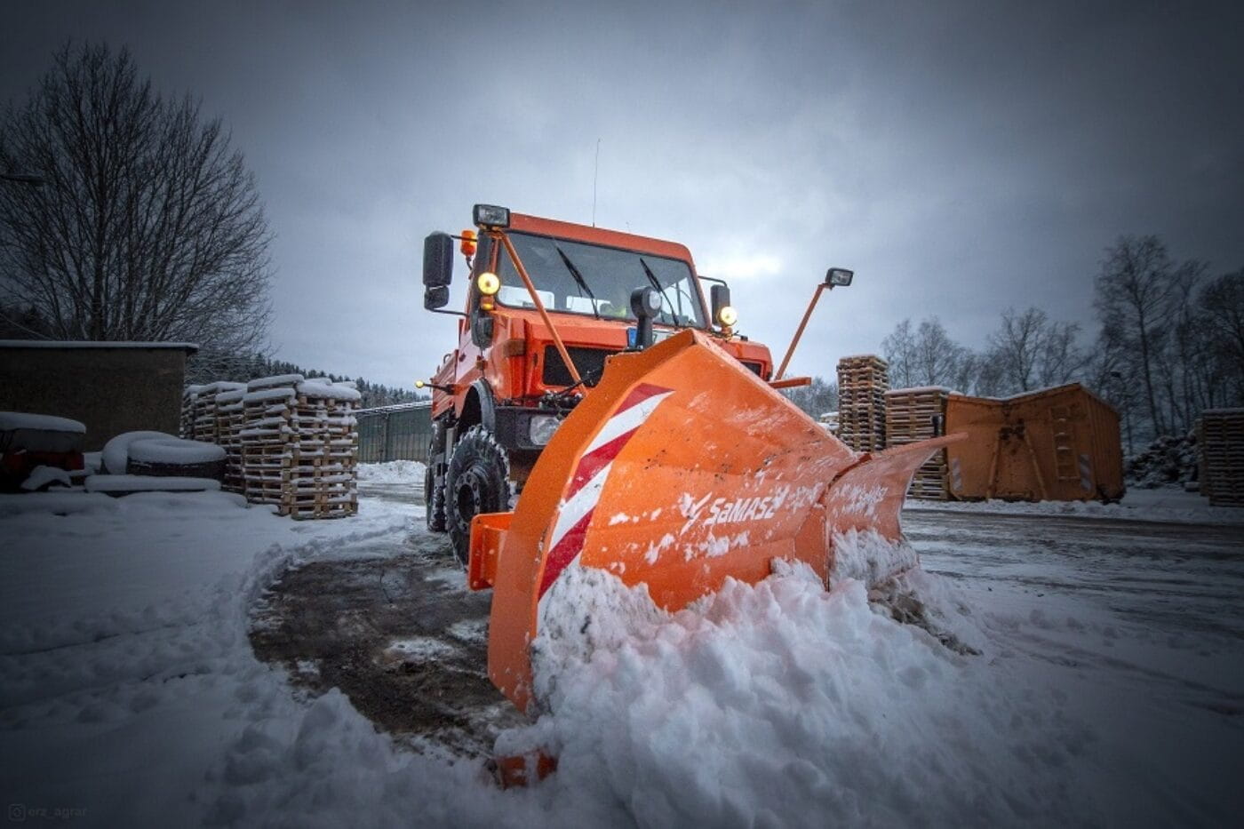 SaMASZ Schneepflug PSV 2,53 m Vario, Federklappen, Gummi-Korundleiste