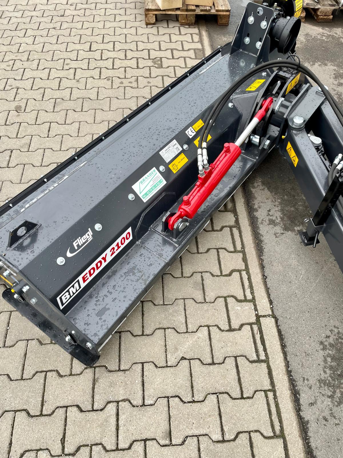 Fliegl Böschungsmulcher 2100 mm – Hydraulischer Mulcher mit Schwenkarm, Kat. 2, 540 U/min