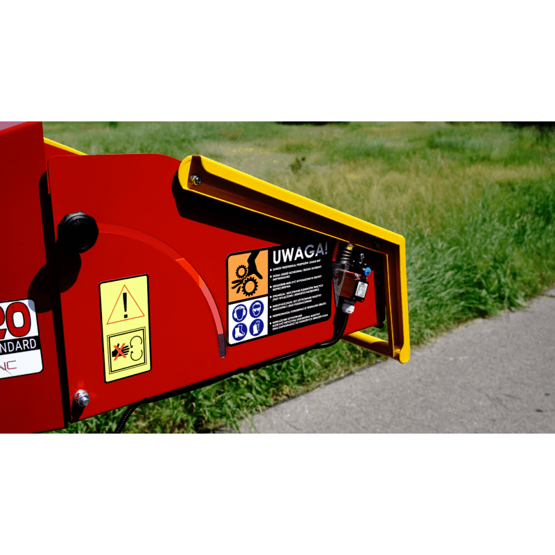 Remet CNC Wood Chipper RS-120 Trailer – 15 HP Petrol Engine & Road Legal