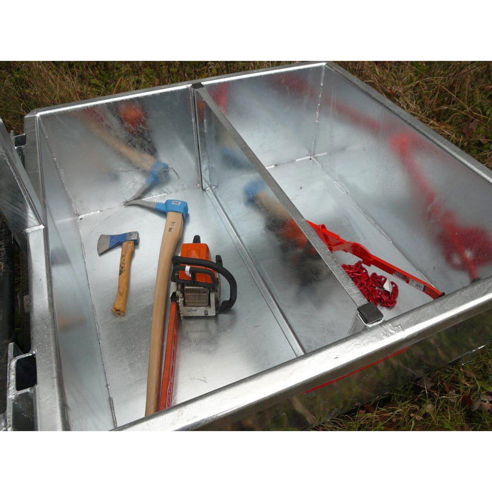 Fliegl Forester's Box – Euronorm 1195 × 1195 × 500 mm | Robust forestry box with 2 compartments