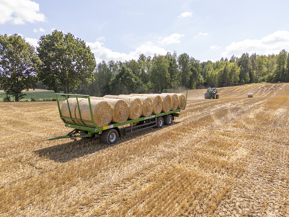 Strohballe, Heuballen, Lkw-Aufbau, Landwirtschaft, Traktor