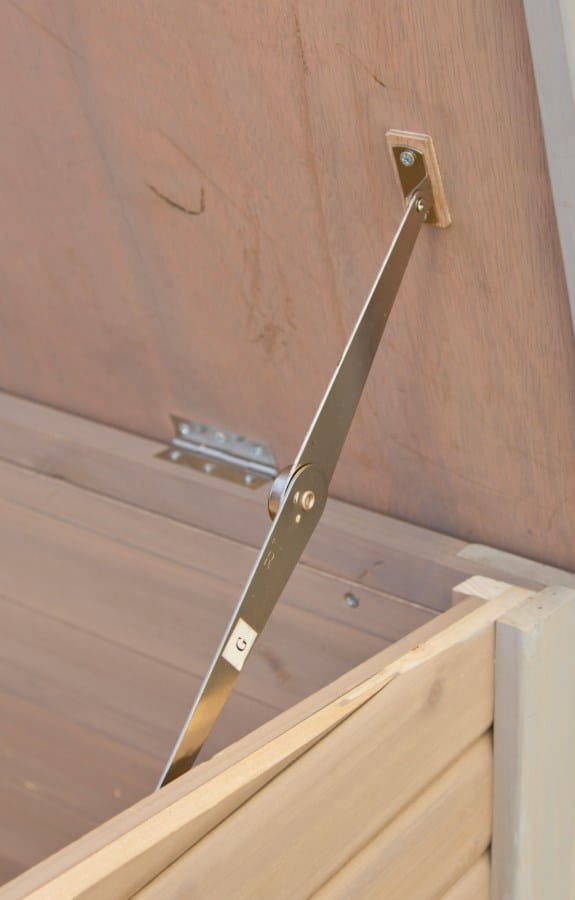 Wooden chicken coop - 146 x 74 x 85cm