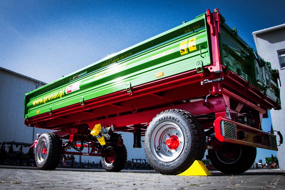 landwirtschaftlicher Anhänger, Grün, rot, Allgemeintrailer, Reifen