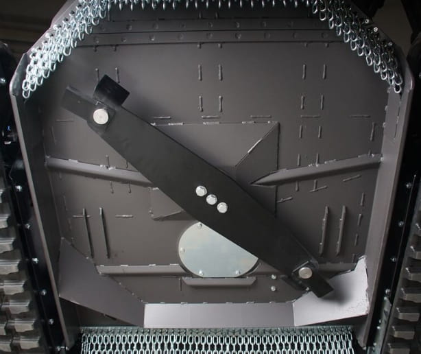 Herkules Raupenmäher mit Fernsteuerung – Profi Böschungsmäher mit Honda Einspritzmotor & 55° Steigfähigkeit