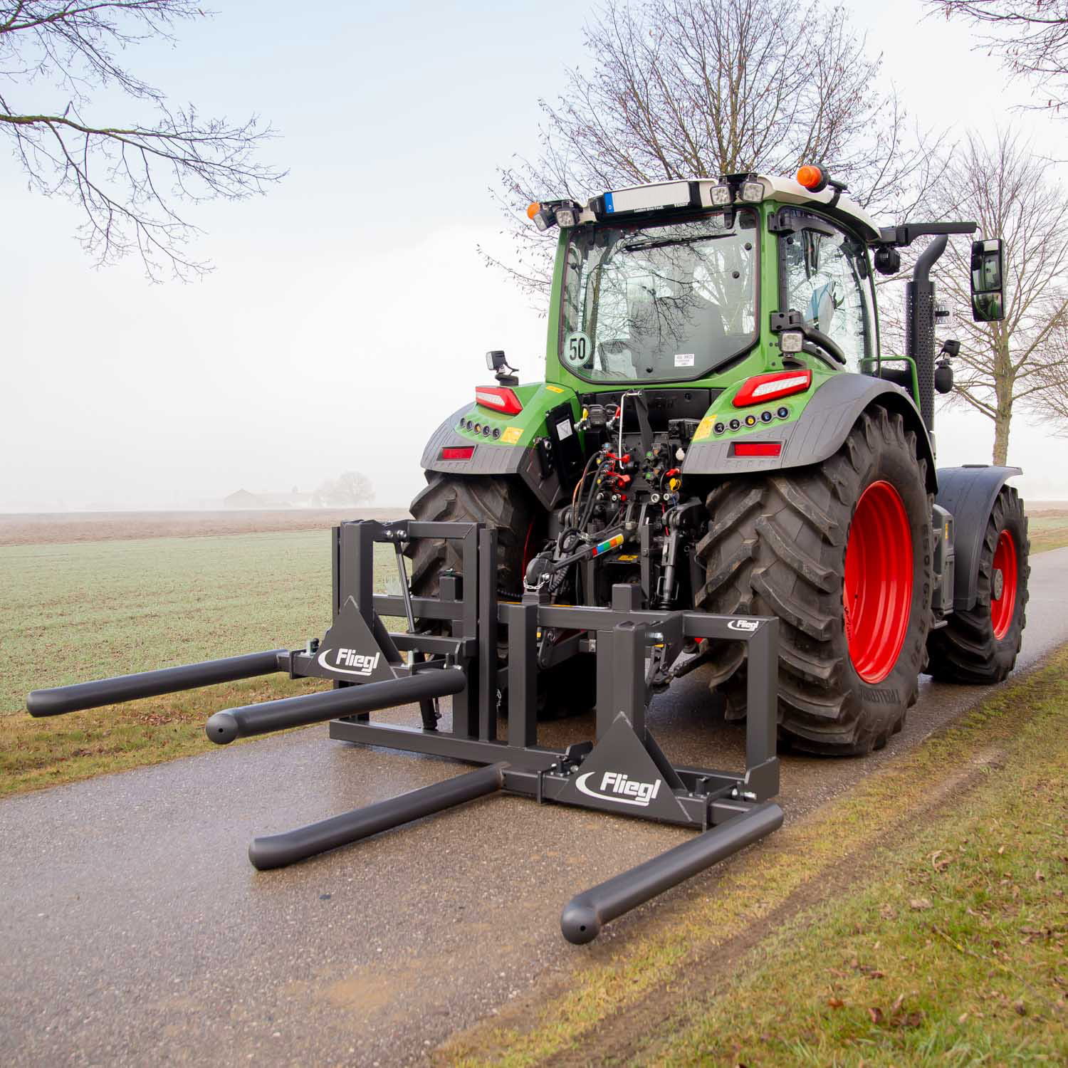 Fliegl Ballentransportgerät Twin – hydraulisch | Euro & Dreipunkt Kat. 2