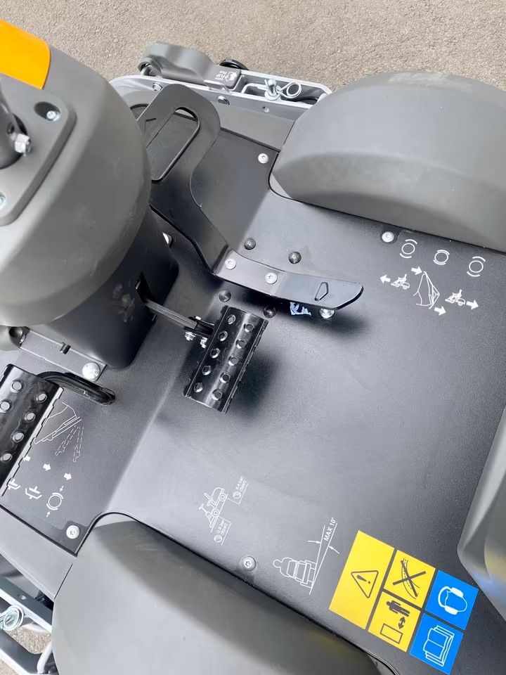 Stiga Park 500 WX all-wheel drive front mower