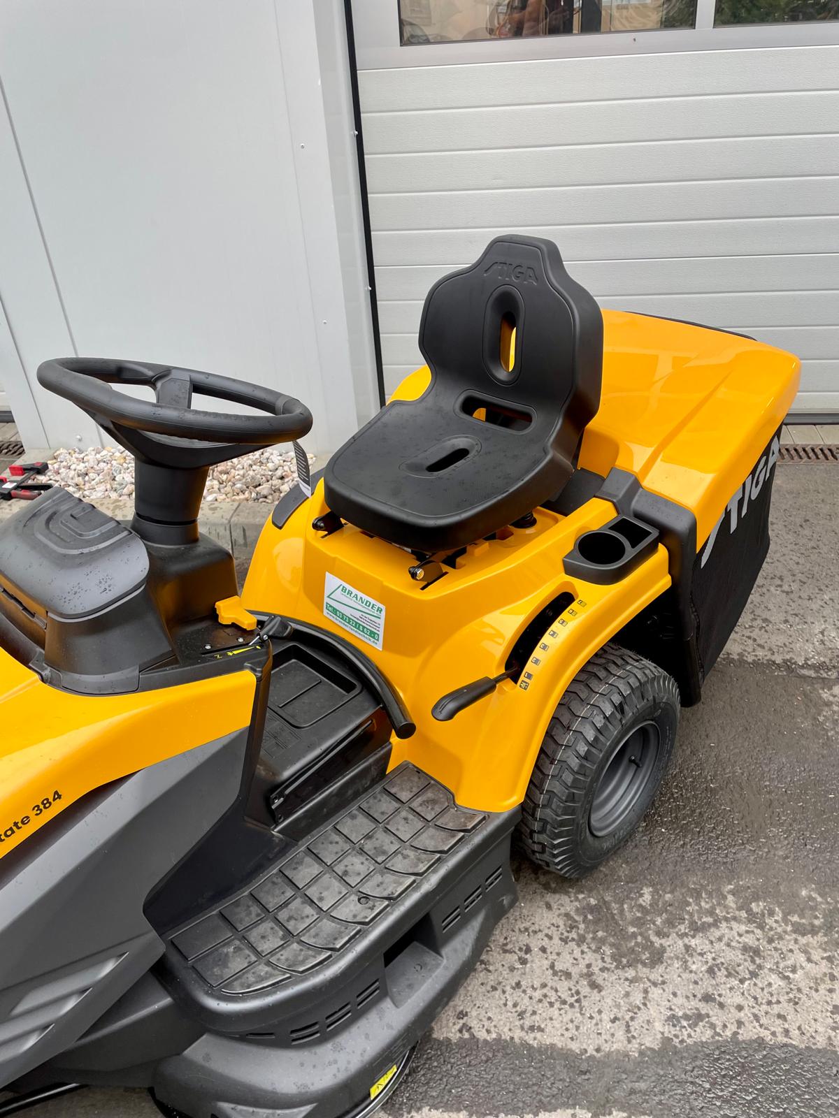 WINTERPAKET - Rasentraktor Stiga Estate 384 mit Schneeschild 107cm