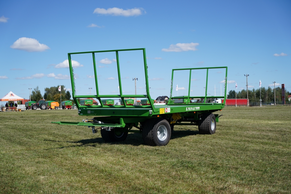 Grain wagon, Trailer with frame, Green, Agricultural trailer, Metal frame