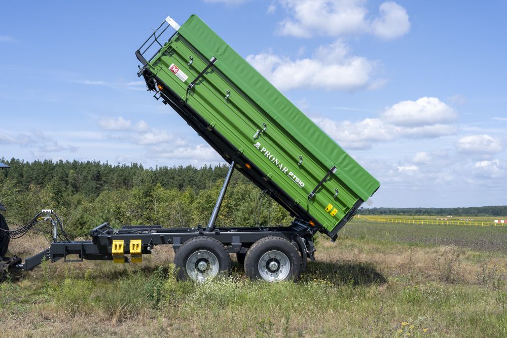 Pritscher, Planenanhänger, Muldenkipper, Offroad-Anhänger, Landschaftsfahrzeug