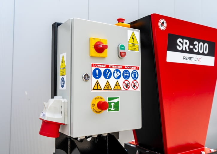 REMET CNC Technology Shredder 5,5kW mit 300x200mm Arbeitskammer für Recycling und Kunststoffzerkleinerung