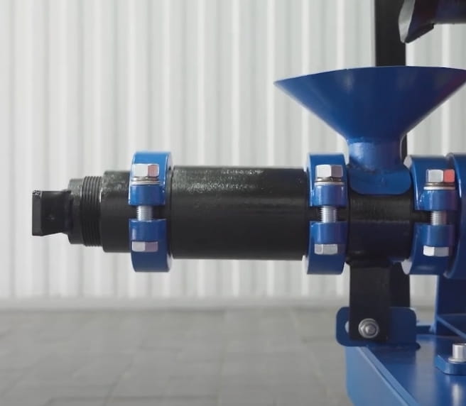 Getreideextruder 200kg/h - Anschluss 400V / 18.5kW