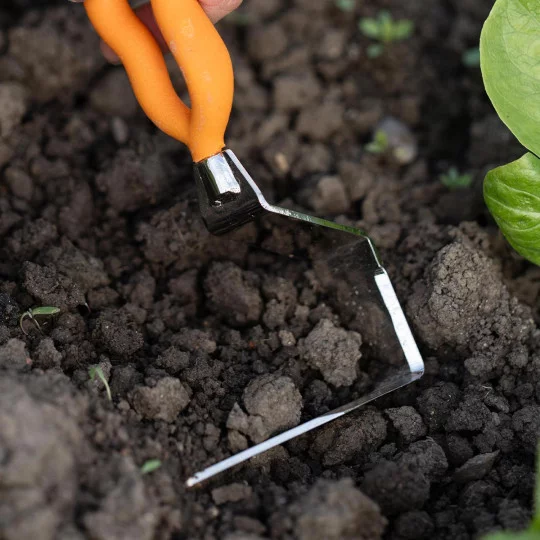 Houe manuelle NIFTY n° 506 – Désherbage rapide et efficace sur les grandes surfaces cultivées