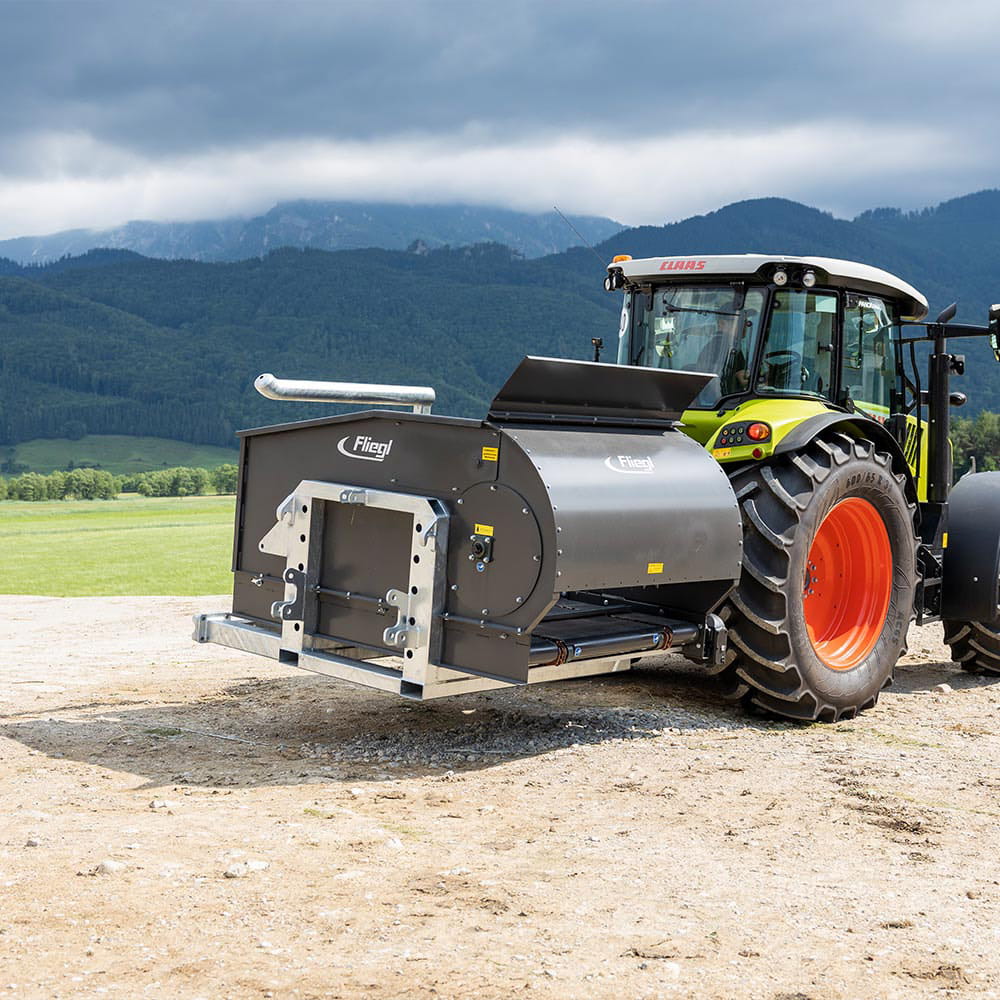Fliegl Ballenauflöser hydraulisch für Rundballen mit Euronorm und Dreipunktaufnahme