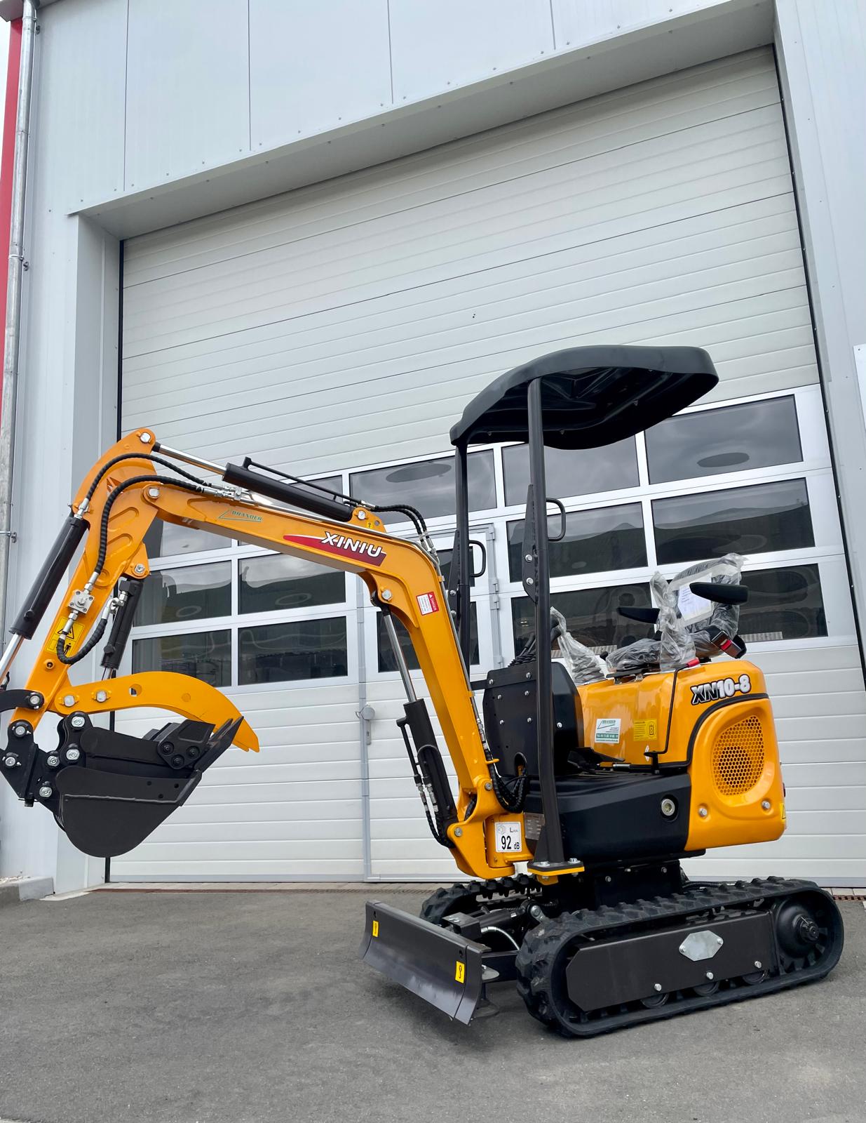 AKTION Minibagger / Bagger Rhinoceros XN10-08