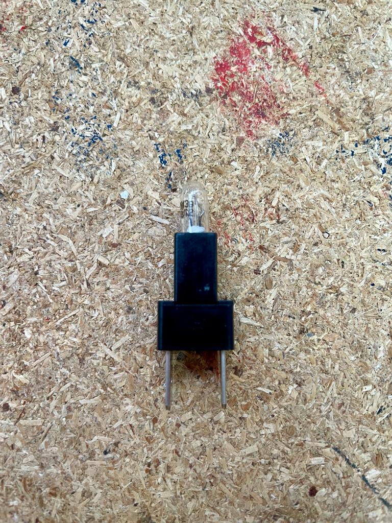 BL14673 Hella Lampenfassung 12V
