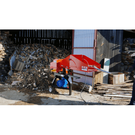 Remet RE-80 Holzhacker – 5,5 kW Elektro Häcksler | Leistungsstarker Walzenhacker bis 75 mm