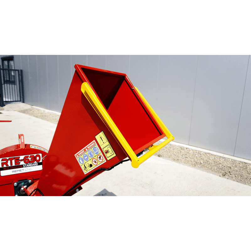 RTE-630 disc chipper – professional wood chipper 12 cm with 7.5 kW & chassis